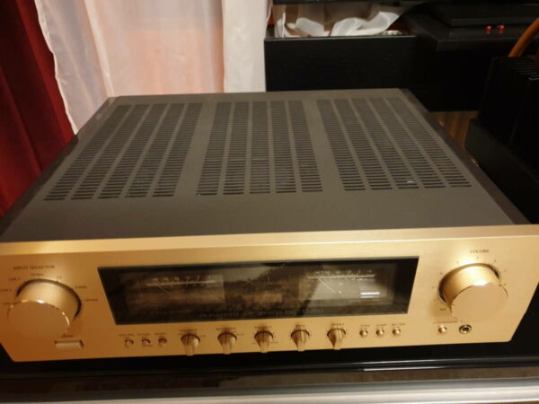 Accuphase E-260 Sztereó integrált erősítő