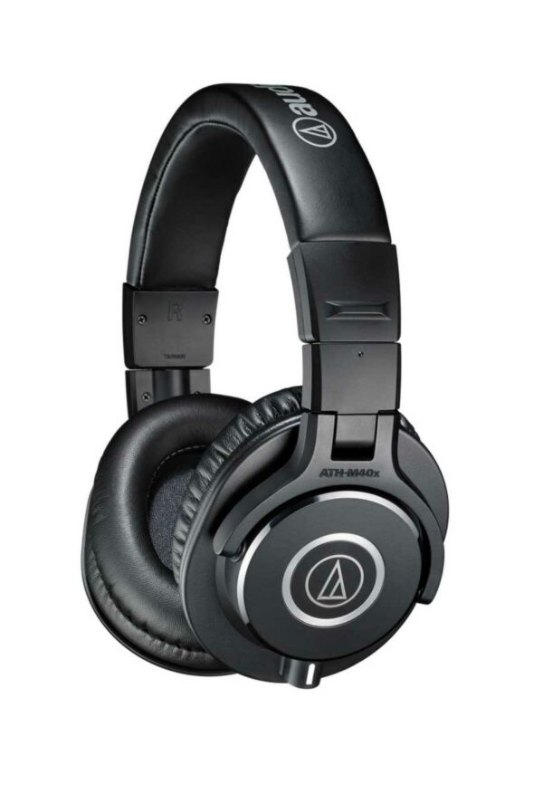 Audio-Technica ATH-M40x Zárt fejhallgató