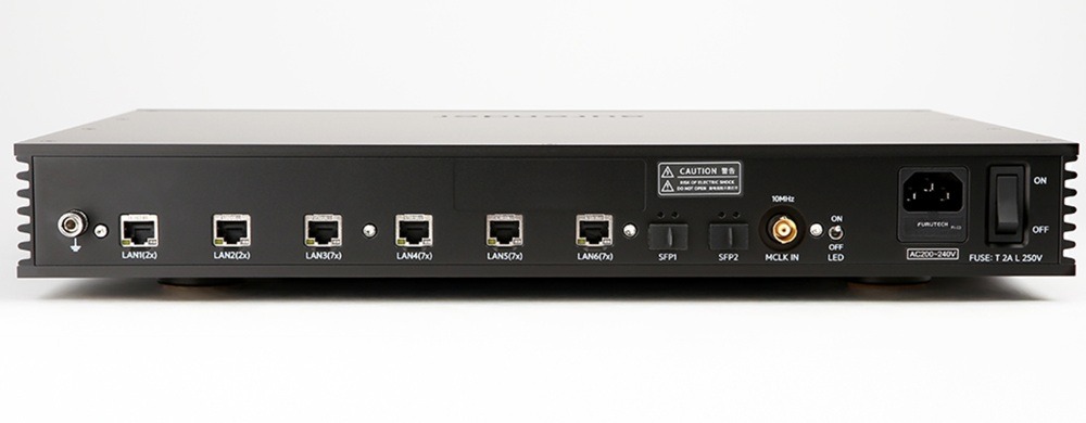 Aurender NH10 switch rear