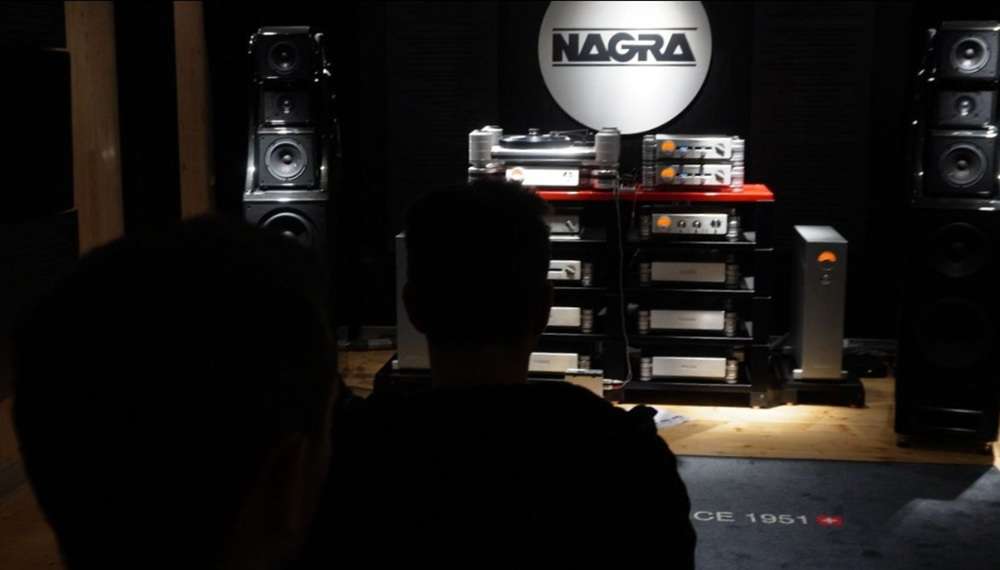 Nagra gyárlátogatás hallgató szoba