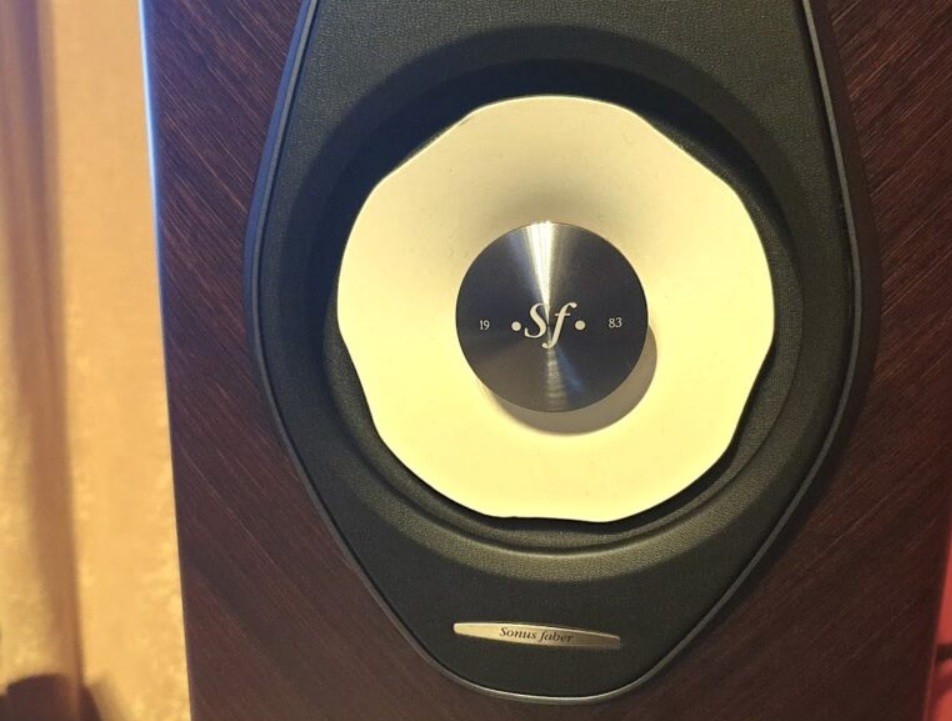 Sonus faber Olympica V G3 bemutató Hangzásvilág camelia